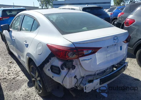 2018 Mazda Mazda3 Touring from USA, damaged, VIN 3MZBN1V34JM185863